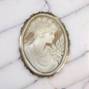 A cameo brooch mounted in 9ct yellow gold,