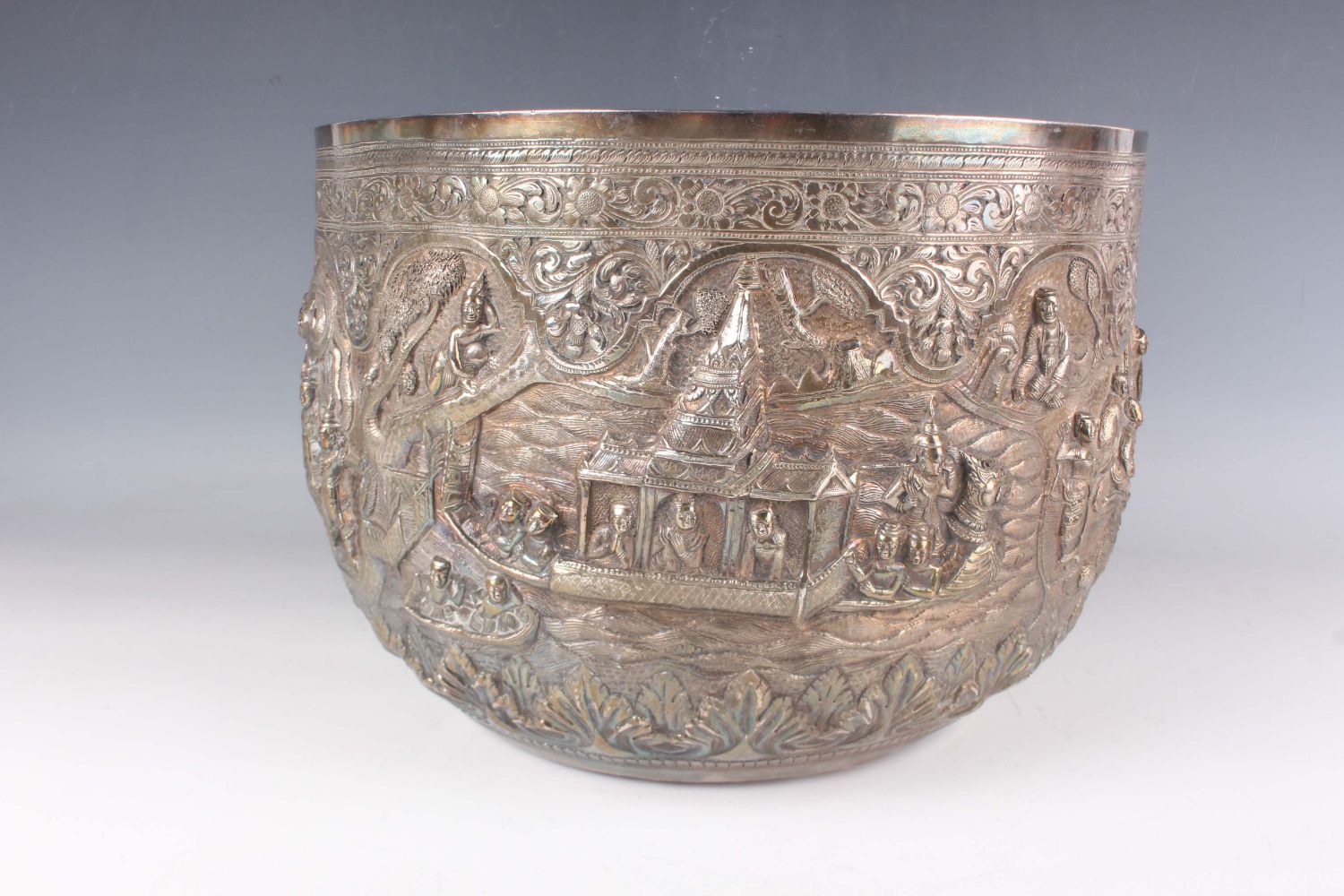 Collectors' Toys. Silver & Plate. Jewellery. - Toovey's