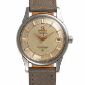 A GENTLEMAN'S SIZE STAINLESS STEEL OMEGA CONSTELLATION CALENDAR AUTOMATIC CHRONOMETER WRIST WATCH