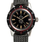 A GENTLEMAN'S SIZE STAINLESS STEEL ENICAR DIVER 600 AUTOMATIC DATE WRIST WATCH CIRCA 1968, REF.