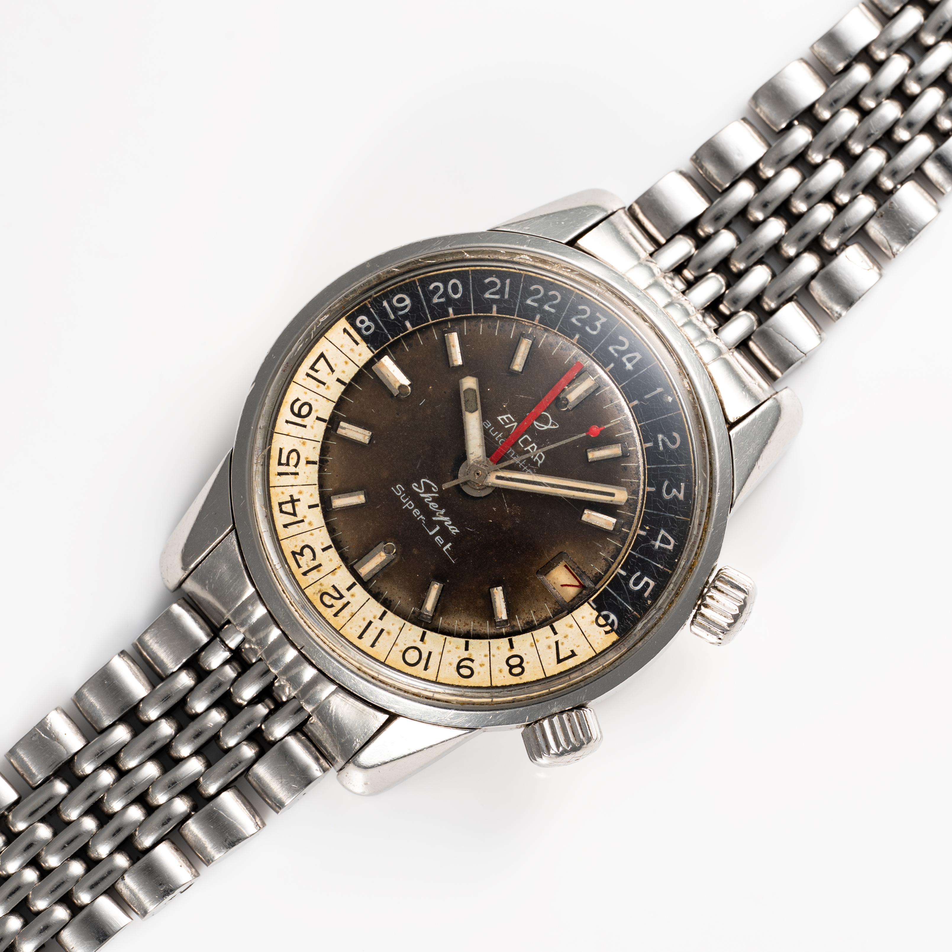 A GENTLEMAN'S STAINLESS STEEL ENICAR SHERPA SUPER JET GMT BRACELET WATCH CIRCA 1960s, REF. 166-35-04 - Image 4 of 5