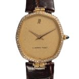 A FINE GENTLEMAN'S SIZE 18K SOLID GOLD & DIAMOND AUDEMARS PIGUET OCTAGONAL WRIST WATCH CIRCA