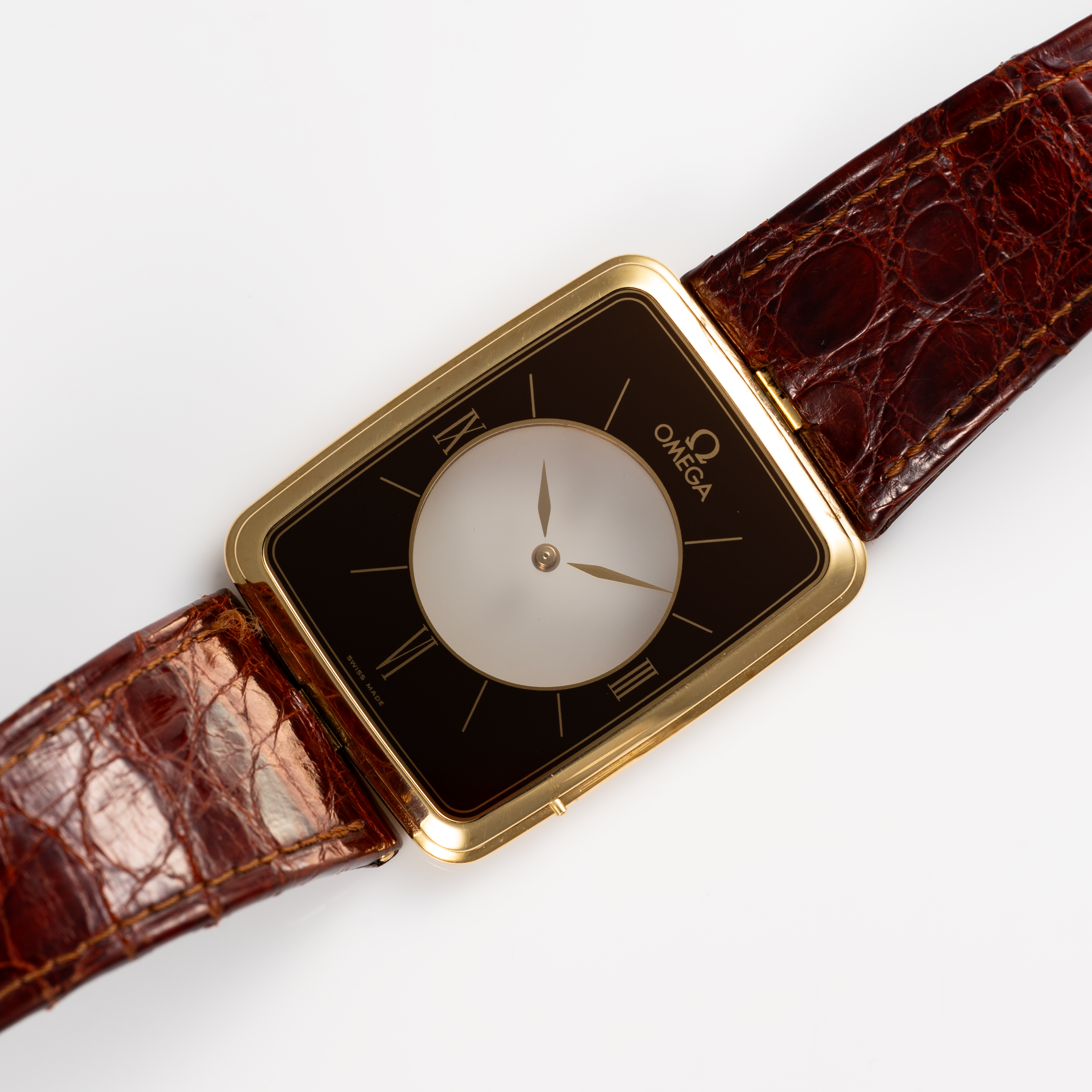 A FINE GENTLEMAN'S SIZE 18K SOLID GOLD OMEGA LA MAGIQUE MYSTERY DIAL WRIST WATCH CIRCA 1982, REF. BA - Image 5 of 9