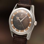 A VERY RARE GENTLEMAN'S STAINLESS STEEL UNIVERSAL GENEVE POLEROUTER AUTOMATIC WRIST WATCH CIRCA