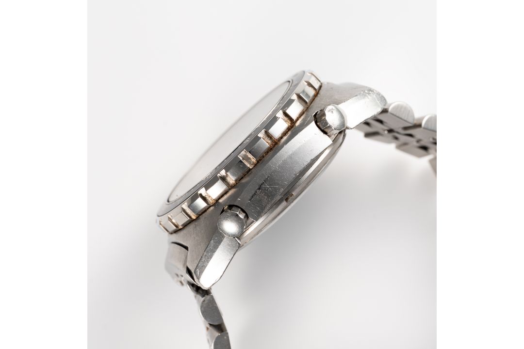 A GENTLEMAN'S STAINLESS STEEL HEUER AUTAVIA DIVER 100 CHRONOGRAPH BRACELET WATCH CIRCA 1983, REF. - Image 6 of 9