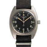 A GENTLEMAN'S STAINLESS STEEL BRITISH MILITARY HAMILTON RAF WRIST WATCH DATED 1974, WITH TRITIUM "