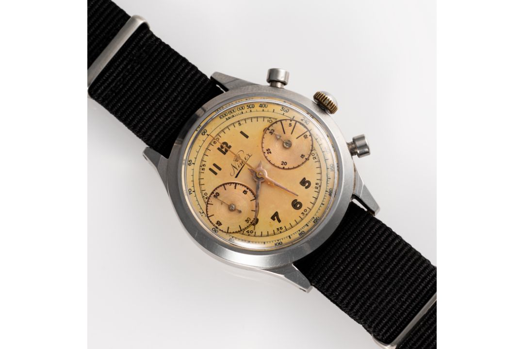 A GENTLEMAN'S LARGE SIZE STAINLESS STEEL NIMER CHRONOGRAPH WRIST WATCH CIRCA 1940s, REF. 2501 - Image 3 of 8