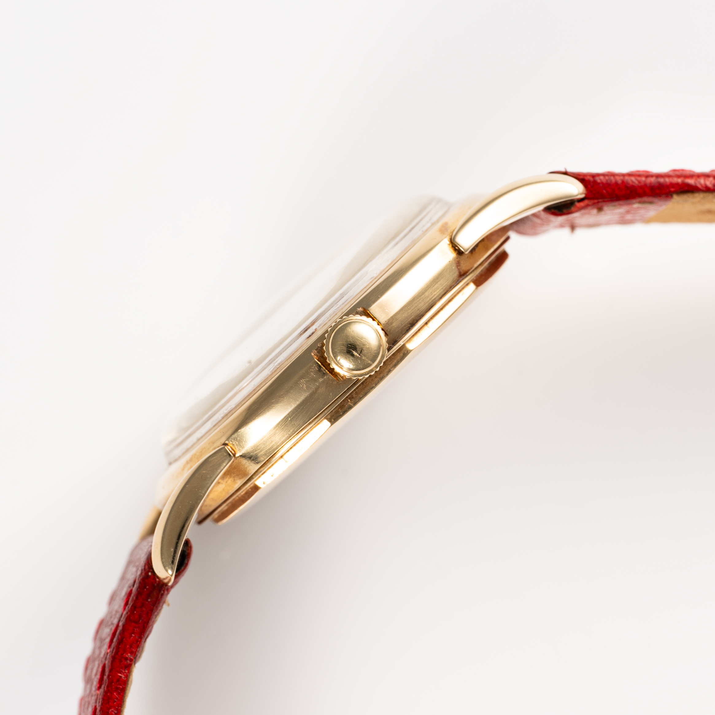 A GENTLEMAN'S SIZE 14K SOLID GOLD LECOULTRE AUTOMATIC WRIST WATCH  CIRCA 1950s, REF. 972-633 MADE - Image 6 of 8