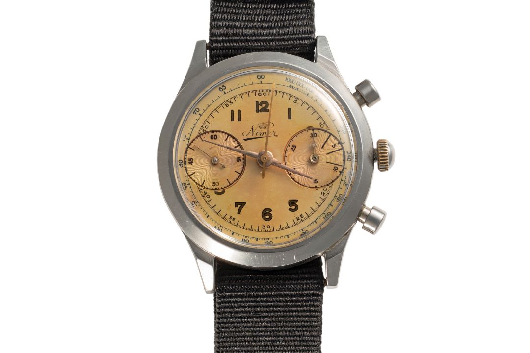 A GENTLEMAN'S LARGE SIZE STAINLESS STEEL NIMER CHRONOGRAPH WRIST WATCH CIRCA 1940s, REF. 2501 - Image 1 of 8