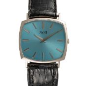 A GENTLEMAN'S SIZE 18K SOLID WHITE GOLD PIAGET BLACK TIE EMPERADOR WRIST WATCH CIRCA 1970s, REF.