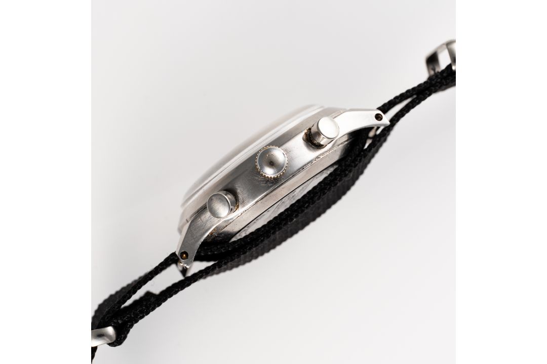A GENTLEMAN'S LARGE SIZE STAINLESS STEEL NIMER CHRONOGRAPH WRIST WATCH CIRCA 1940s, REF. 2501 - Image 5 of 8