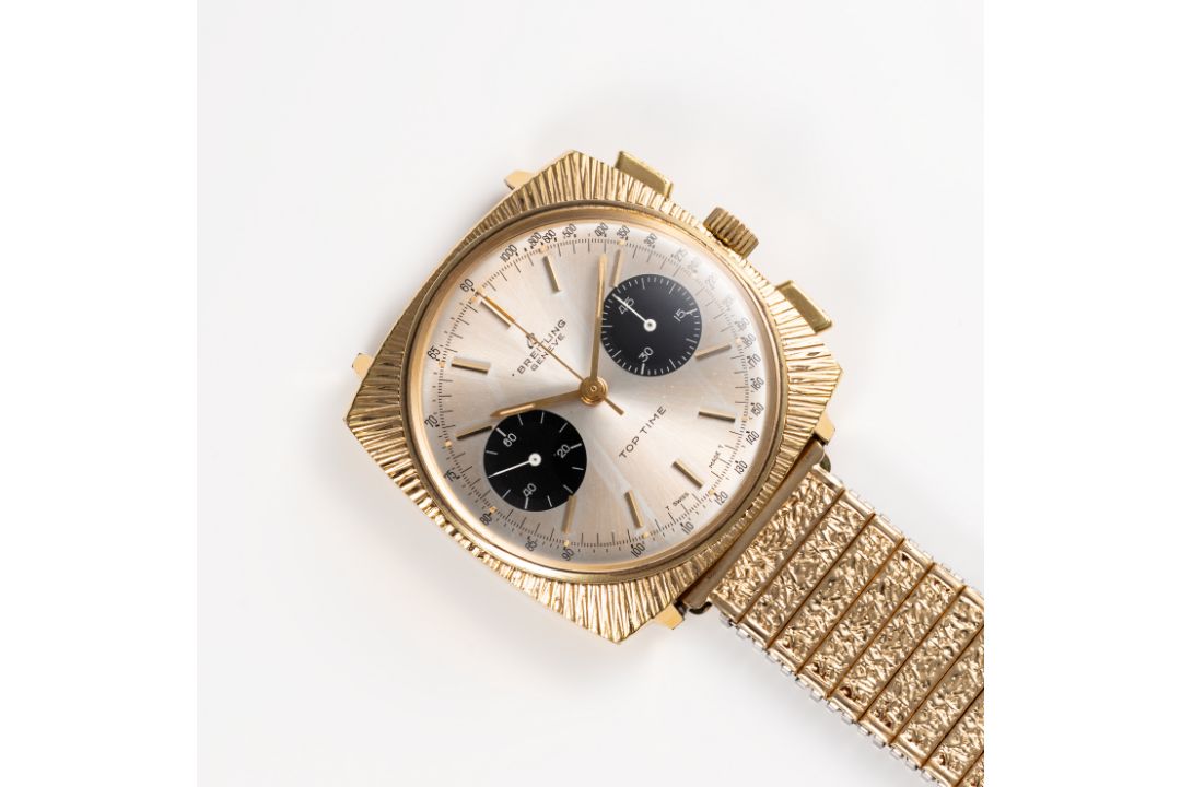 A GENTLEMAN'S SIZE GOLD PLATED BREITLING TOP TIME CHRONOGRAPH WRIST WATCH CIRCA 1960s, REF. 2009 - Image 3 of 8