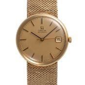 A GENTLEMAN'S SIZE 9CT SOLID GOLD OMEGA AUTOMATIC DATE BRACELET WATCH CIRCA 1978 Movement: 17J,