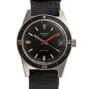A GENTLEMAN'S SIZE STAINLESS STEEL LONGINES AUTOMATIC SKIN DIVER WRIST WATCH CIRCA 1960s REF. 7921-1