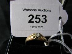 14ct yellow gold signet ring set with single diamond (2.7g gross) Please note descriptions are not