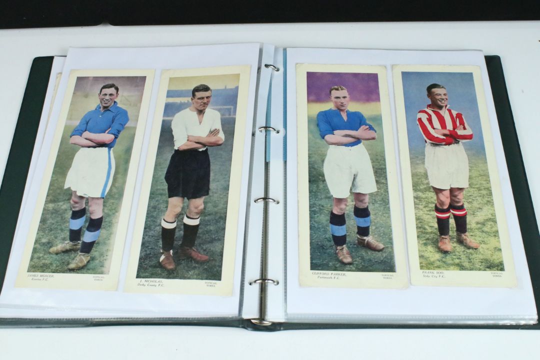 Cigarette Cards - A collection of Topical Times Football Panel Portrait Cards to include 1934, 1935, - Image 3 of 12