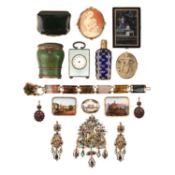 A SELECTION OF JEWELLERY AND OBJECTS, 19TH CENTURY AND LATER, including a 19th century bloodstone