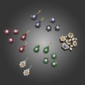 A DIAMOND-SET GIARDINETTO BROOCH, CONVERTIBLE TO EARRINGS, comprising: a brooch mount designed as