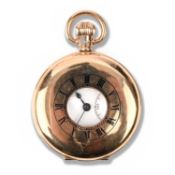 A GENTLEMAN'S GOLD HALF-HUNTER POCKET WATCH, the white enamel dial with black enamel Roman numerals,