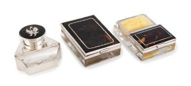 λ A silver and tortoiseshell mounted stamp box and moistener, by Mappin & Webb, Birmingham 1914,