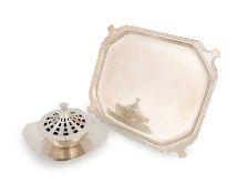 A modern silver rosebowl and cover, by Padgham and Putland Ltd., London 1985, rectangular form