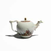 A MEISSEN TEAPOT AND COVER C.1735 painted with a continuous kauffahrtei scene of European and