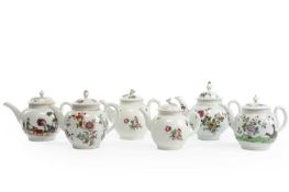 A COLLECTION OF FIVE WORCESTER TEAPOTS AND COVERS C.1770 comprising: one painted with a