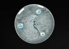René Lalique (1860-1945) A Sirene glass coupe trepied, designed in 1920