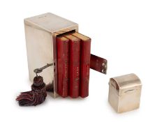 An Edwardian silver lockable book holder,