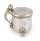 A late-17th/early-18th century Scandinavian parcel-gilt silver tankard,