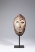 A LEGA MASK