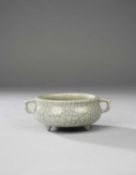 A CHINESE GUAN-TYPE TRIPOD INCENSE BURNER
