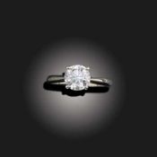A SOLITAIRE DIAMOND RING