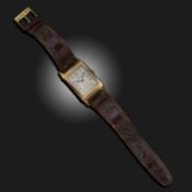 LECOULTRE, A GOLD REVERSO WRISTWATCH
