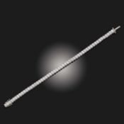 A DIAMOND LINE BRACELET