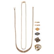 A COLLECTION OF JEWELLERY