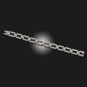 AN ART DECO DIAMOND BRACELET
