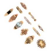 A COLLECTION OF TWELVE GOLD RINGS