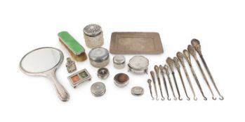 λ A mixed lot of dressing table items,