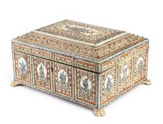 λ AN ANGLO-INDIAN IVORY, BONE AND SANDALWOOD CASKET