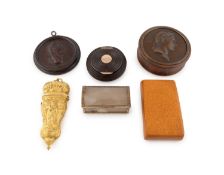 A small mixed lot of vertu items,