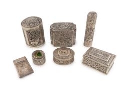 A mixed lot of Indian silver items,