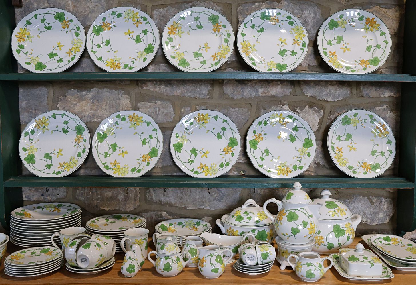June Auction of Antiques Fine Art, Jewellery, Collectables & Interiors  - Sale Days 16th and 17th of June - Viewing on Monday 15th June - Wotton Auction Rooms