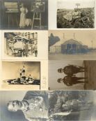 Fotographie SCHNAPPSCHÜSSE Sammlung im Album mit circa 330 Fotokarten meist BERUFE