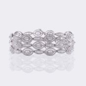 Lilian Brons. Armband mit hochkarätigem fein-weißen Diamant-Besatz.