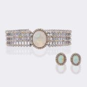 Prächtiges, mehrfarbiges Diaman Opal Set: Choker-Collier und Paar Ohrringe.