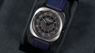 Hermes H08 Ref 049432WW00 with Box and Papers 2022