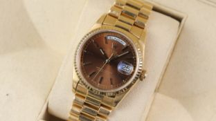 Rolex Day-Date 18ct Yellow Gold Ref 18238 with Box 1999