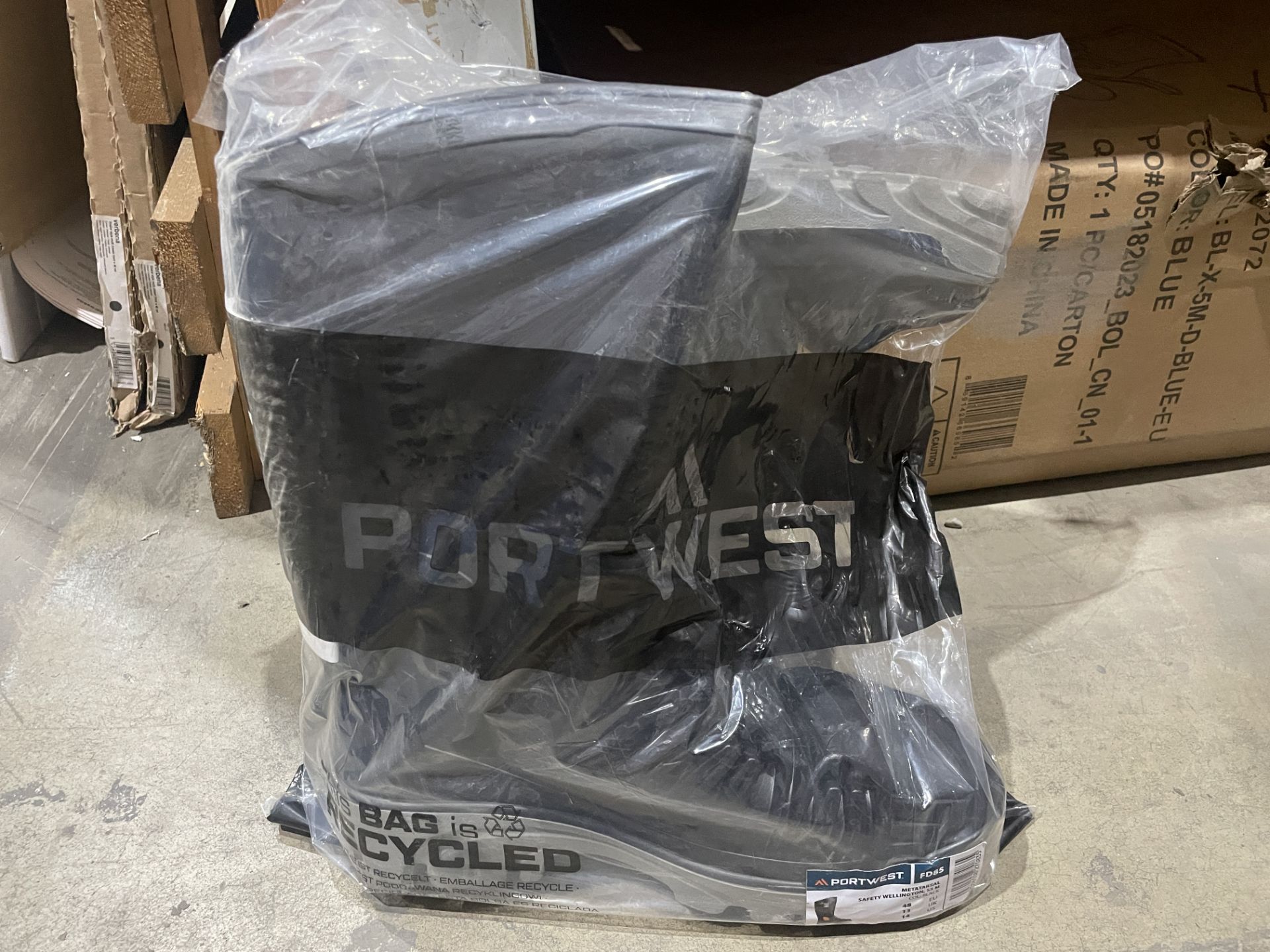 5 X BRAND NEW PAIRS OF PORTWEST METERTARSAL WORK WELLINGTON BOOTS SIZE 4 (LOC: 26.3-BB3452)