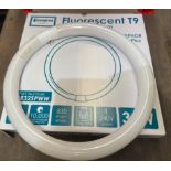 7 X BRAND NEW CROMPTON LAMPS, FLUORESCENT T9 CIRCULAR TUBE, WARM WHITE, 300MM, (LOC: R27.2-B27)